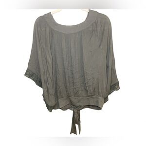 L Love TOP Dolman Sleeves, Lace, Ties at Waist Size M